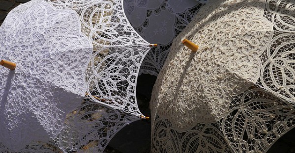 parasol-112408_640